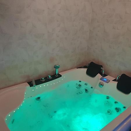 Apartamento Buenavista Con Jacuzzi Y Jardin Privado En Abadía Екстериор снимка